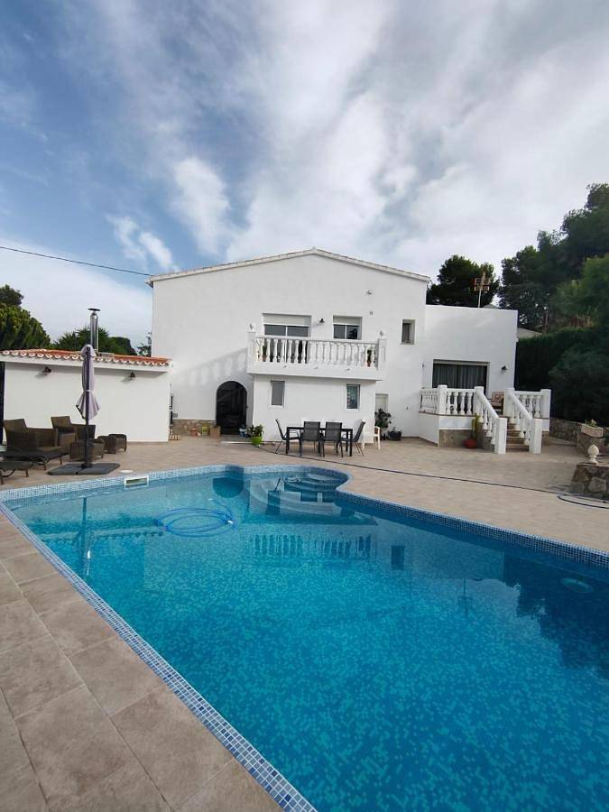 Maison d’hôte pour 7 personnes, avec jardin et sauna ainsi que piscine et jacuzzi à Jávea - 4