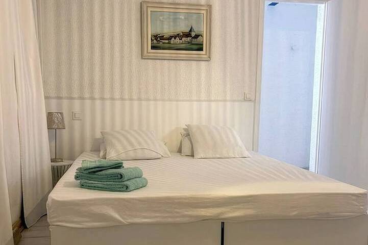 Ganze Wohnung, Olmeto - Propriano Golf - Unabhängige F2 - Meerblick - Privater Pool in Olmeto, Sartène und Umgebung