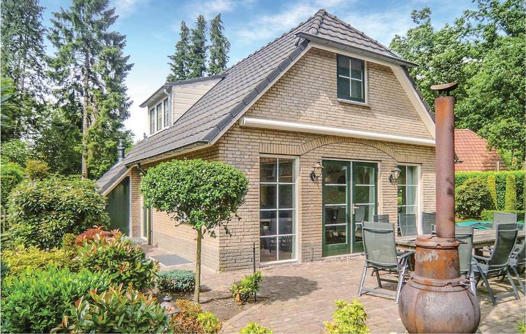 Ferienhaus für 12 Personen, mit Garten und Sauna sowie Terrasse, mit Haustier - 1