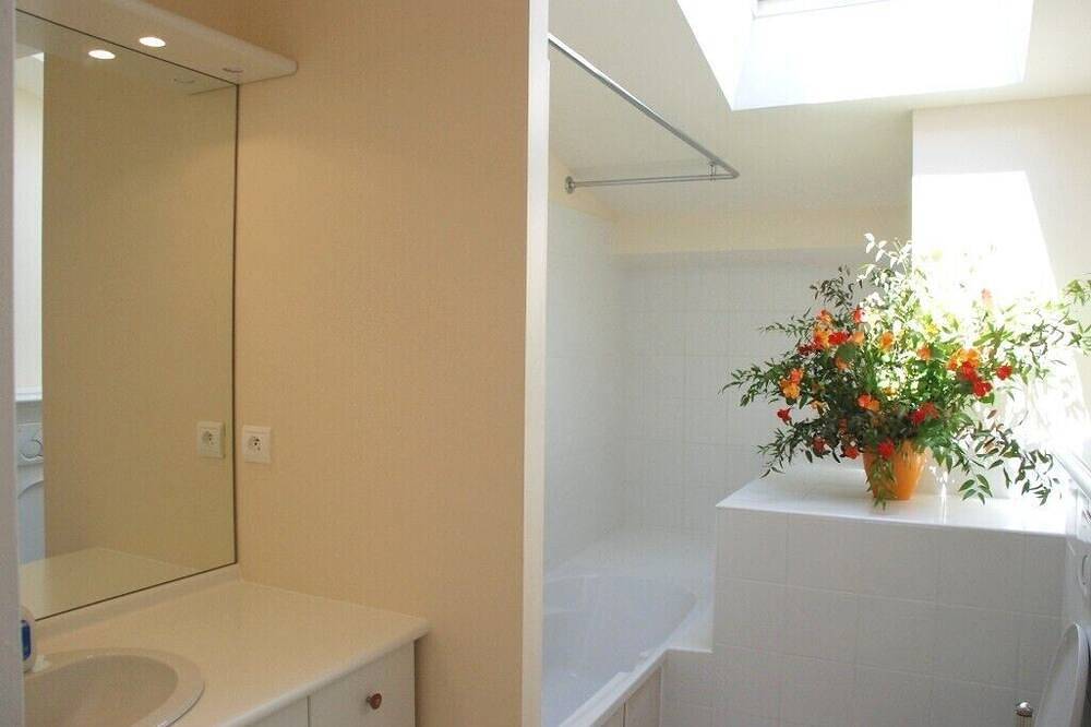 Le Bassin, charming and elegant holiday home for 6 p., at the gates of Provence in Divajeu, Die region