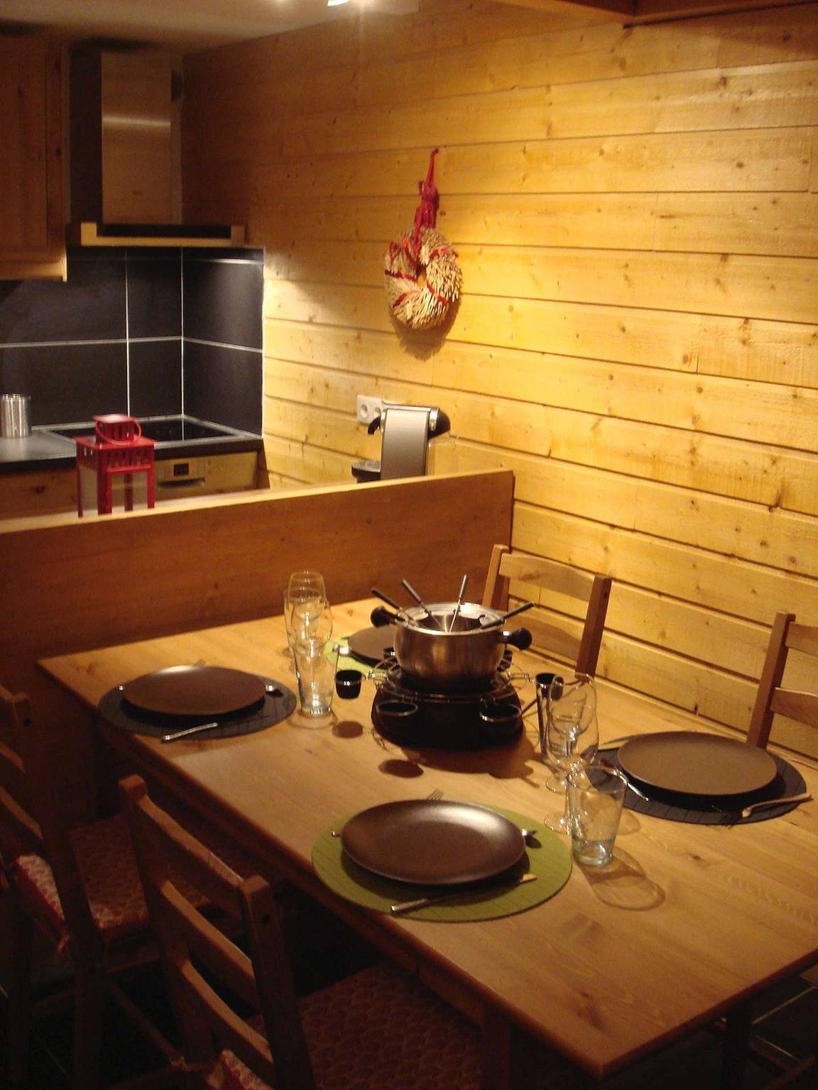 Cały apartament wypoczynkowy, Authentic duplex 6 pers. located in the heart of Val Thorens, facing south in Val Thorens, Trzy Doliny