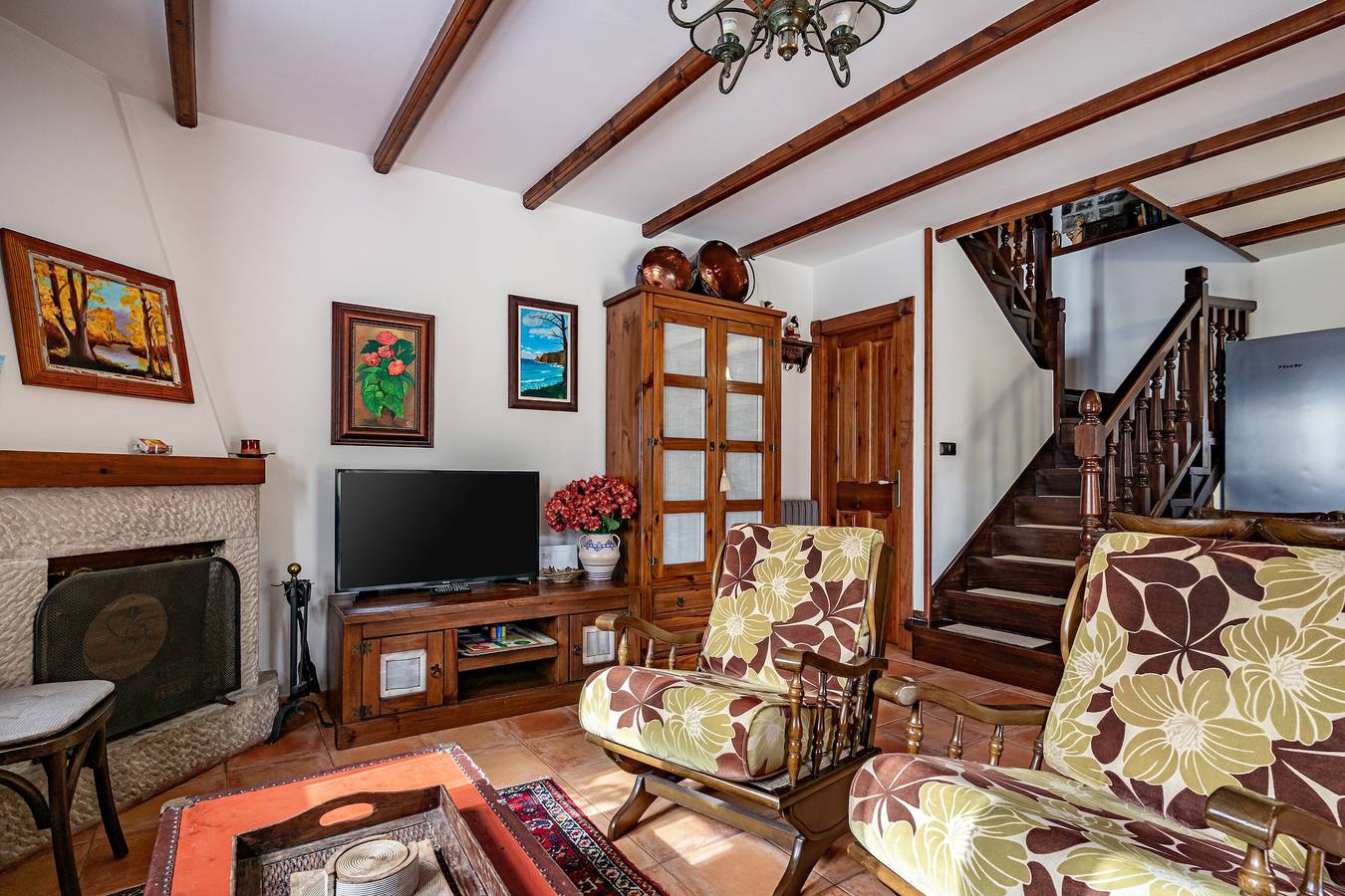 Apartment 'Texu' mit Bergblick, privater Terrasse und Wlan in Cangas de Onís, Provincia de Asturias