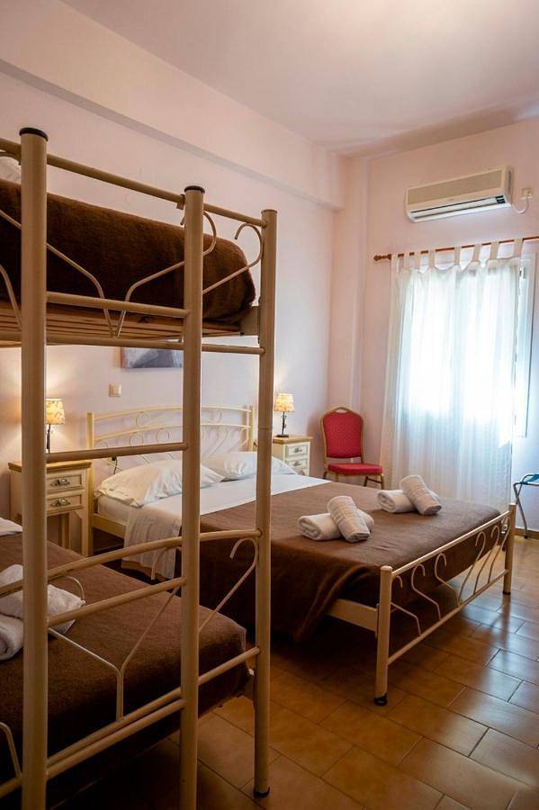 Maison d’hôte pour 2 personnes, avec vue, animaux acceptés dans Syros - 2
