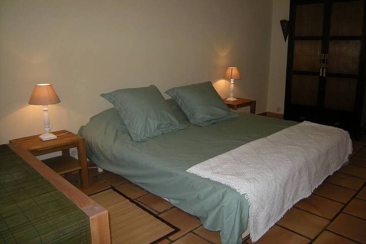 Location de vacances pour 6 personnes, avec jardin à Hostens - 2