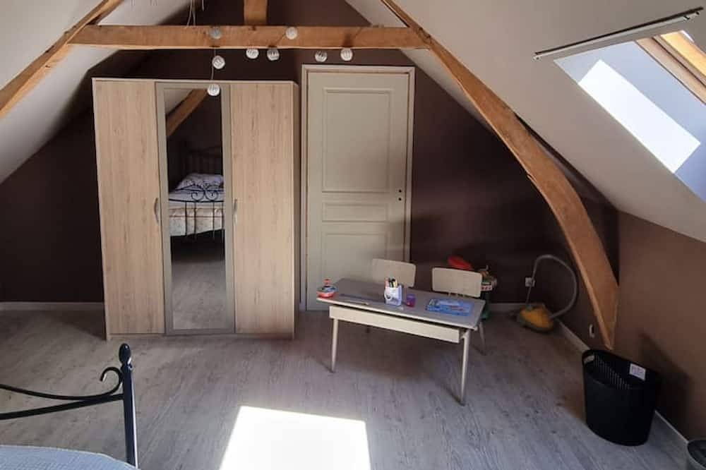 Gîte longère Picarde à Naours 8 personnes in Naours, Région d'Amiens