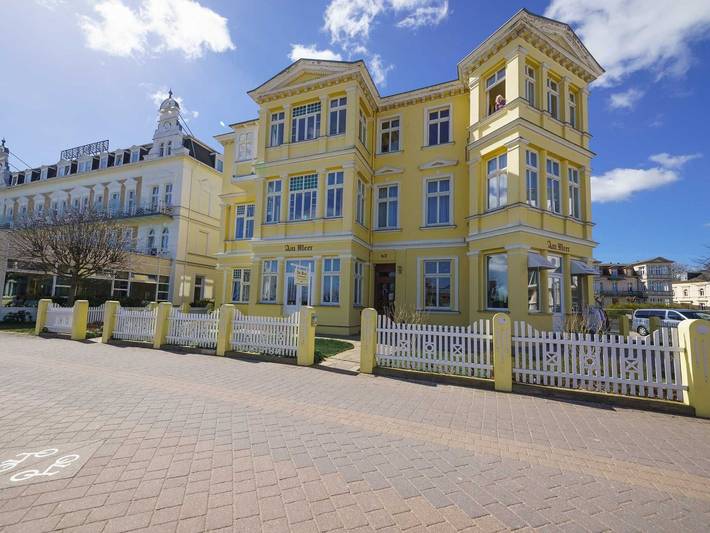 Ferienwohnung für 4 Personen, mit Sauna und Terrasse sowie Garten, kinderfreundlich in Ahlbeck - 2