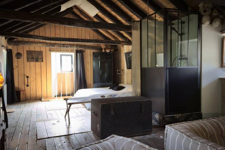Location de vacances pour 4 personnes, avec Terrasse et Vue à Pied-de-Borne - 3