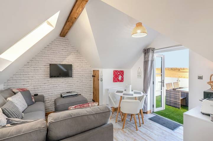 Glamping for 4 people, with garden in Colchester