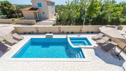 Villa für 6 Personen in Privlaka, Zadar, Bild 1