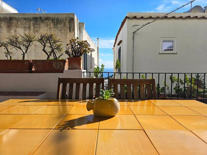 Maison d’hôte pour 2 personnes, avec balcon et vue, adapté aux familles dans Marina Grande - 2