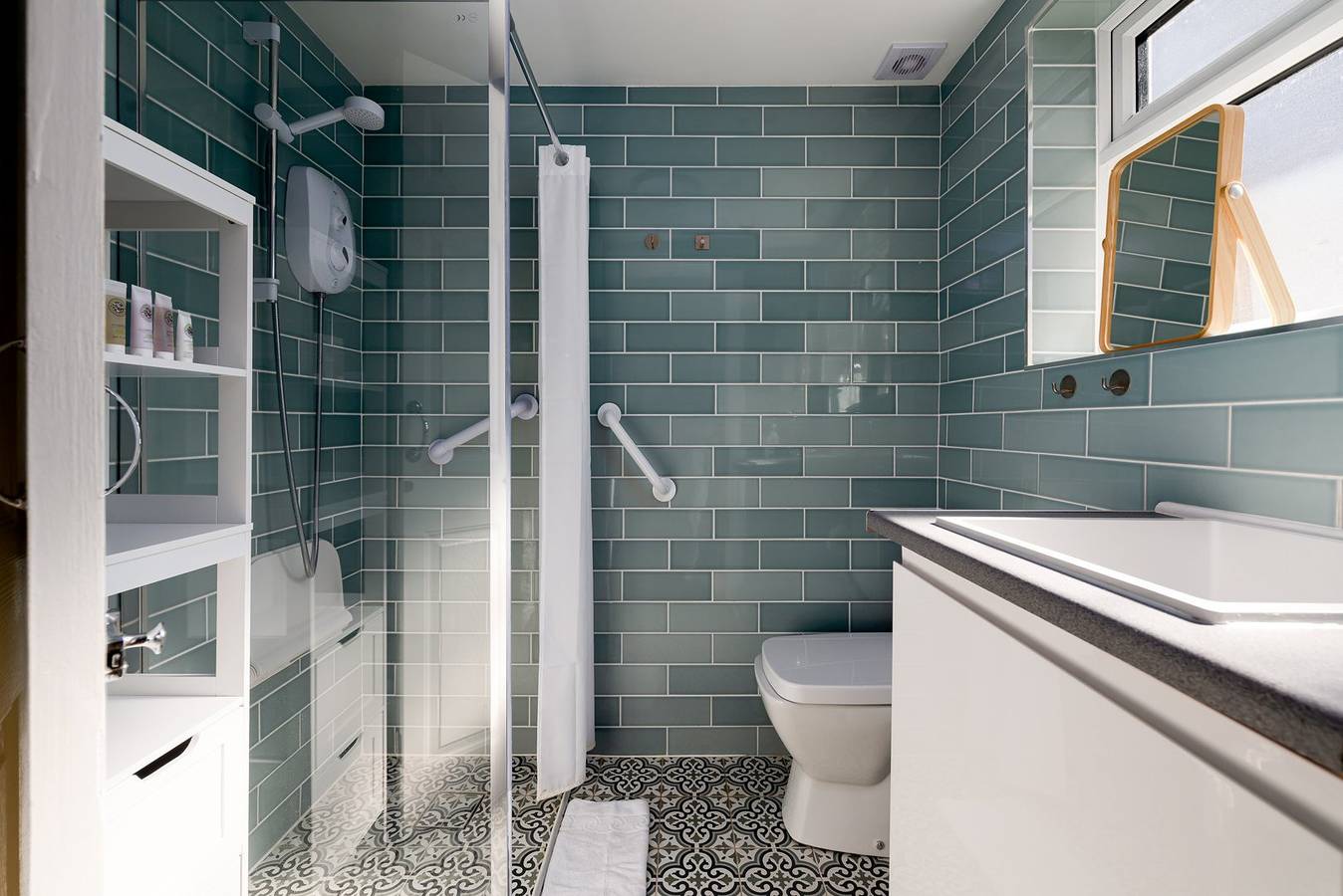 Entire apartment, Guestready - Charming studio with a private garden in London, South East England