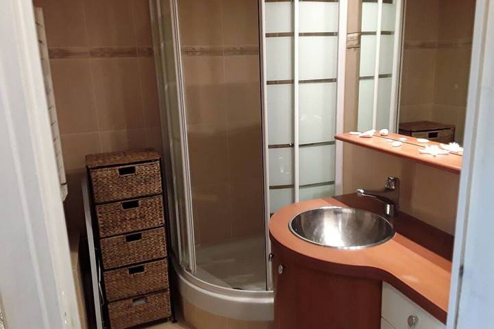 Gîte pour 4 personnes, avec terrasse dans Port de Bormes les Mimosas - 4