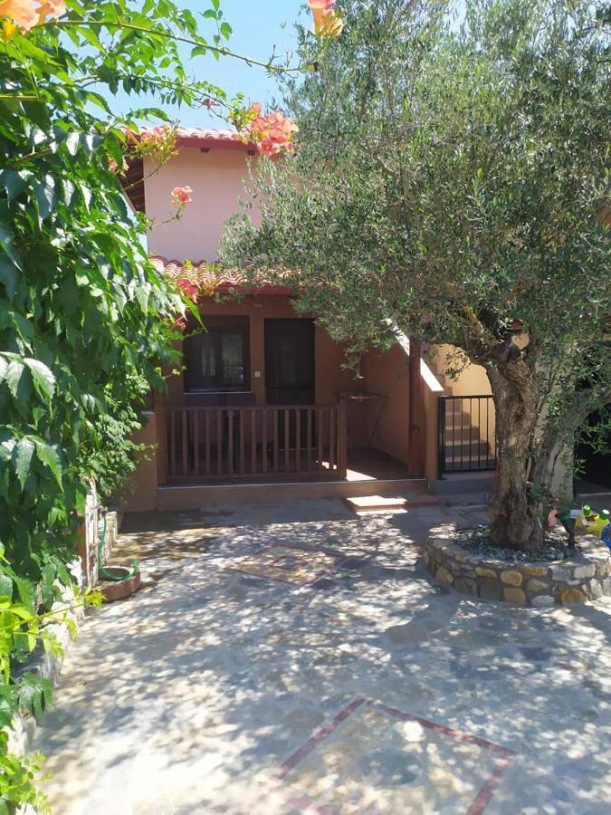 Location de vacances pour 6 personnes, avec jardin et vue dans Ormos Panagias - 3