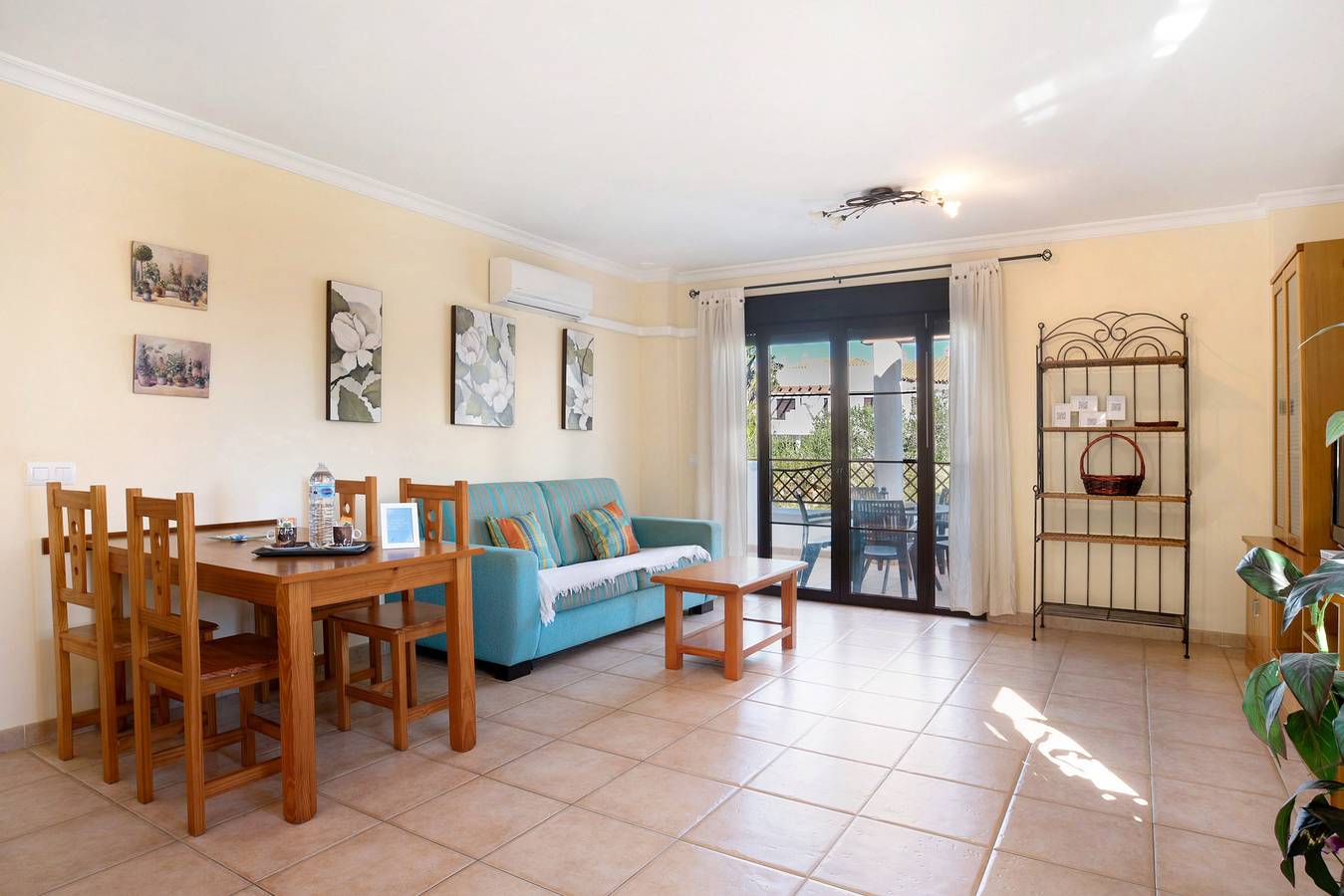 Ganze Wohnung, Ferienwohnung '1ª Pl Coto De Santi Petri 159' mit Gemeinschaftspool, Wlan und Klimaanlage in Playa La Barrosa, Chiclana de la Frontera