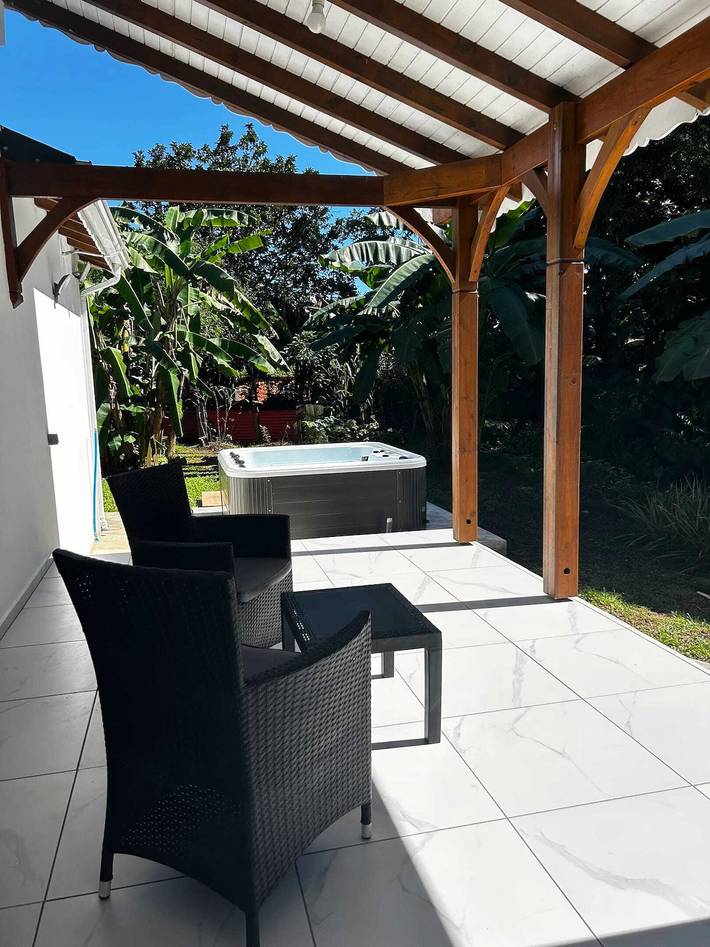 Casa de vacaciones para 2 personas, con terraza y jardín - 1