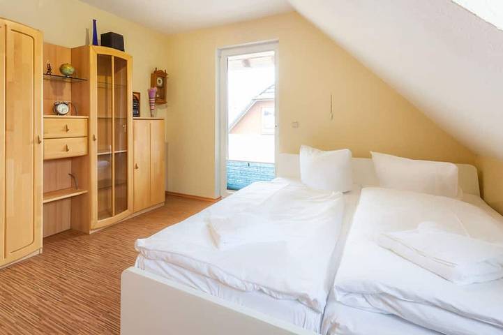 Ferienhaus für 9 Personen, mit Garten und Balkon in Sassnitz - 3