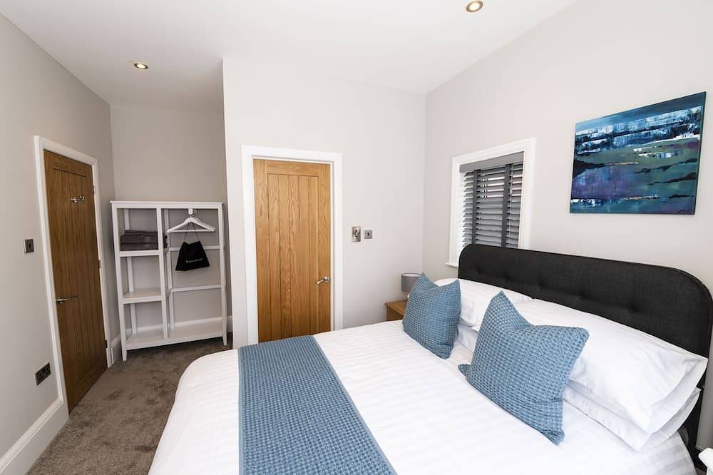 Luxury bungalow close to Peasholm Park and Scarborough's North Bay attractions in Scarborough, North York Moors National Park