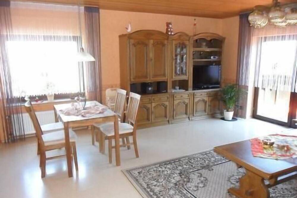 Ganze Wohnung, Ferienwohnung Mechernich für 1 - 4 Personen mit 2 Schlafzimmern - Ferienwohnung in Mechernich, Naturpark Hohes Venn-Eifel