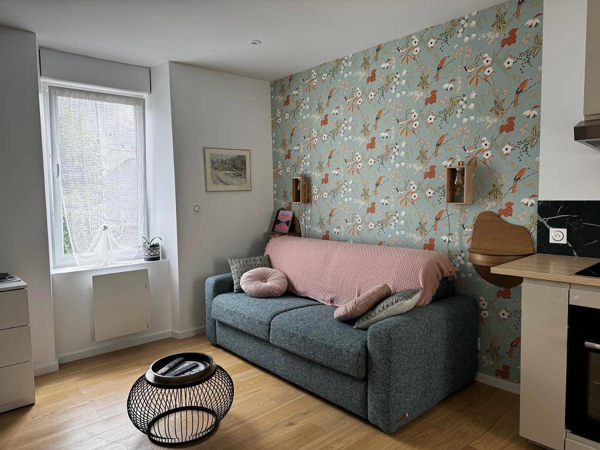 Appartement entier, One-Bedroom Apartment in Lannilis, Région de Brest