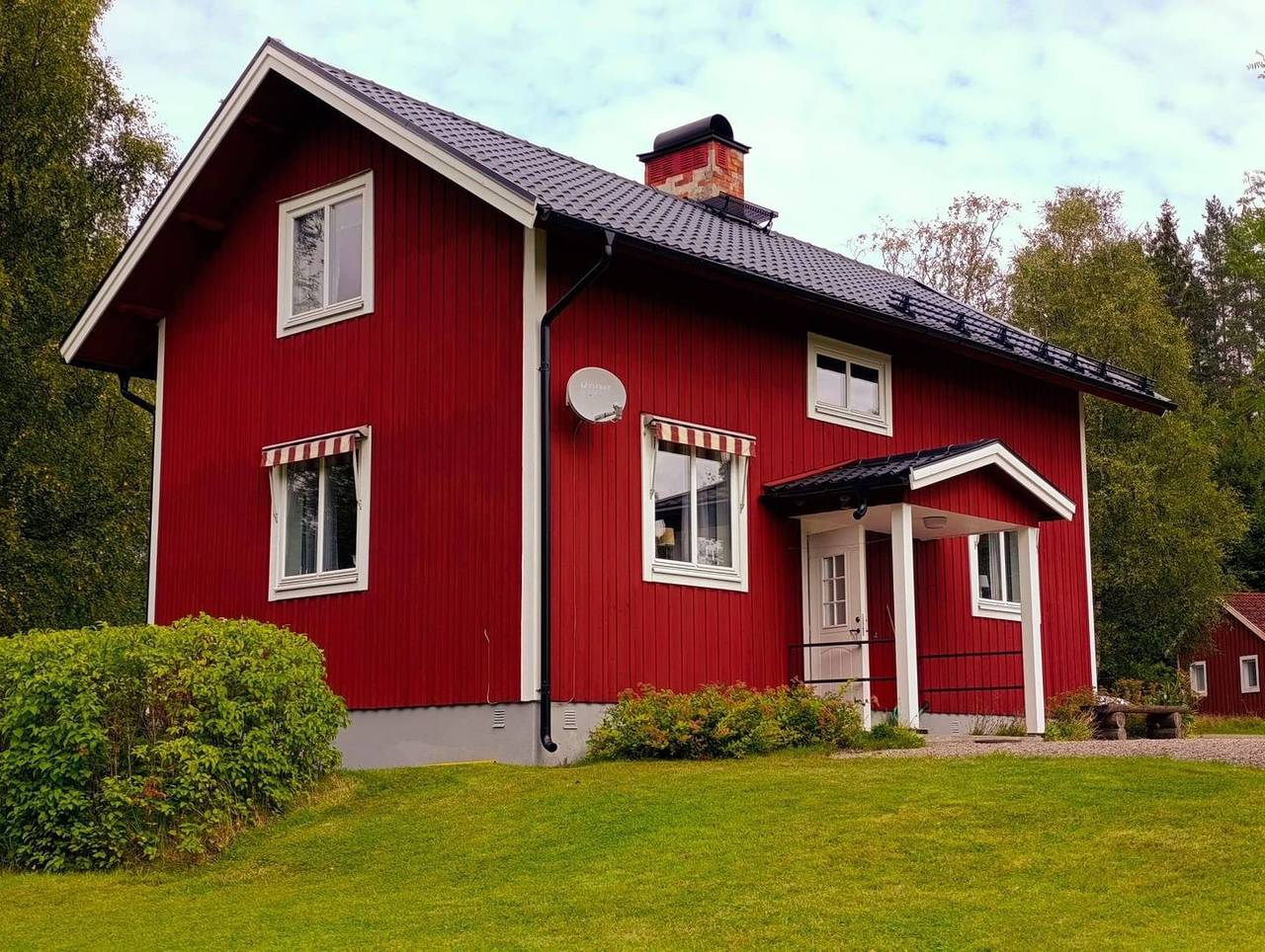 Ferienhaus zwischen Seen & Skigebiet in Dalarna – Hus Fee in Ludvika, Dalarna