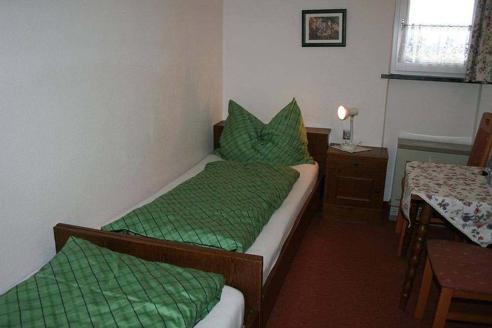 Ganze Wohnung, Apartment \"Tennengebirge\", 2 Schlafzimmer - Marianne, Ferienhaus in Abtenau, Tennengau