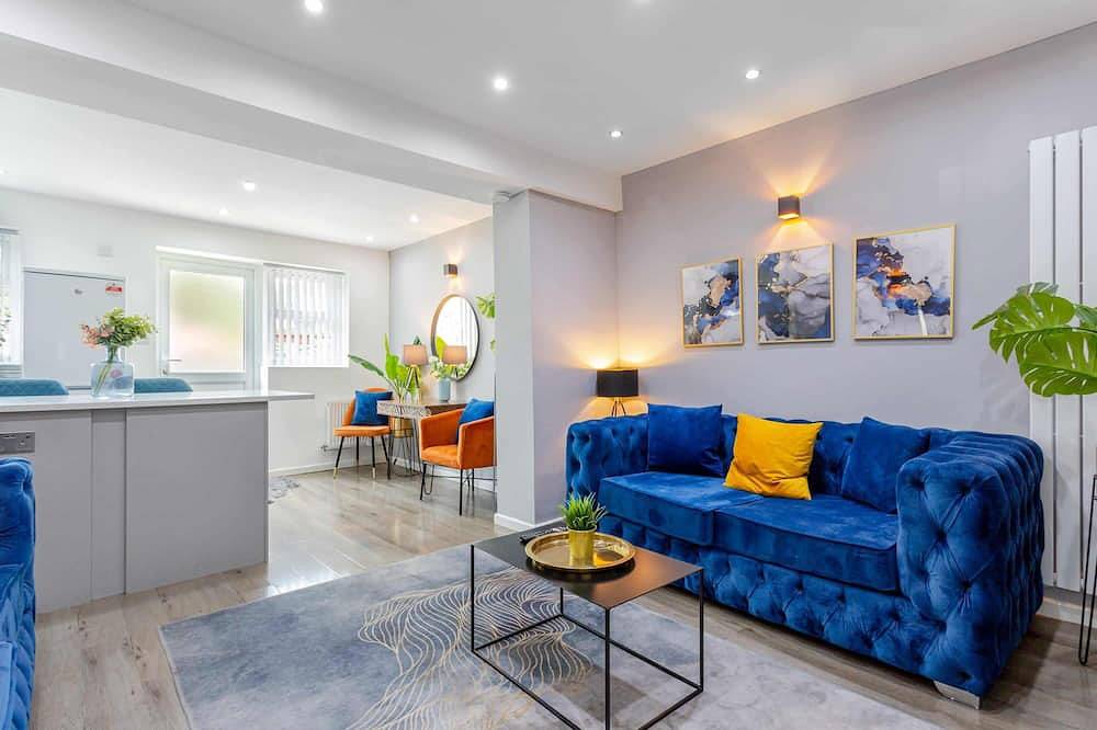 Family Haven 5 Minutes To City With Centre Free Parking And Wi-Fi in Manchester, Grand Manchester