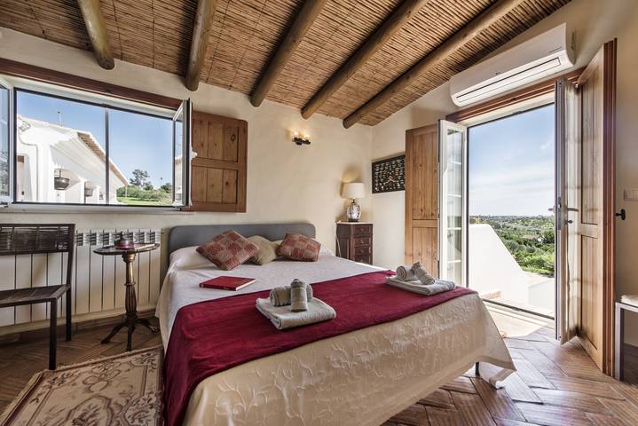 Casa rural para 6 personas, con piscina y jardín, Familias con niños en Altura - 4