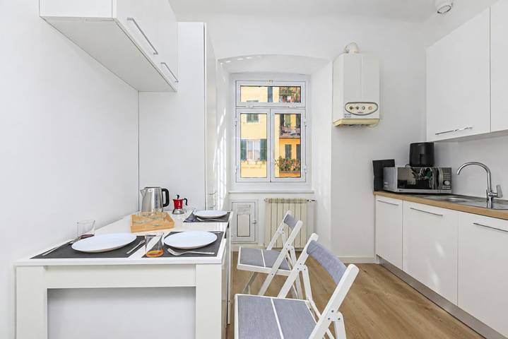 Appartamento intero, GuestHost - Genova Modern and Strategic Apartment in Genova (Città), Genoa