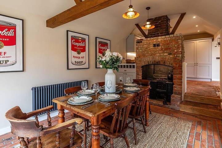 Cottage for 4 people, with Garden in North Wessex Downs