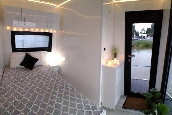 Hausboot für 4 Personen, mit Balkon und Whirlpool sowie Sauna, mit Haustier in Polen - 2