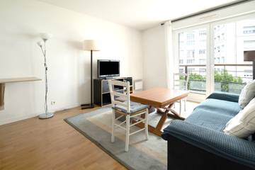 Gîte pour 4 personnes, avec balcon à Courbevoie