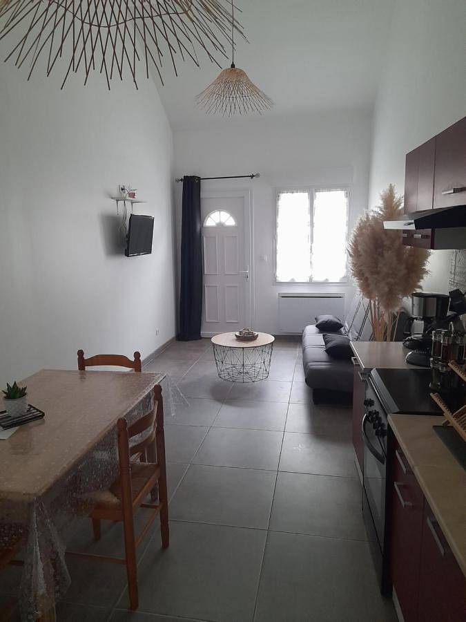 Gîte pour 4 personnes, avec vue, animaux acceptés dans Bonneuil-les-Eaux - 3