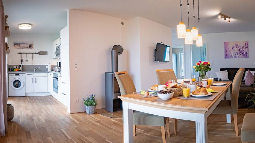 Ferienwohnung für 4 Personen, mit Whirlpool und Balkon sowie Sauna in Olpenitz