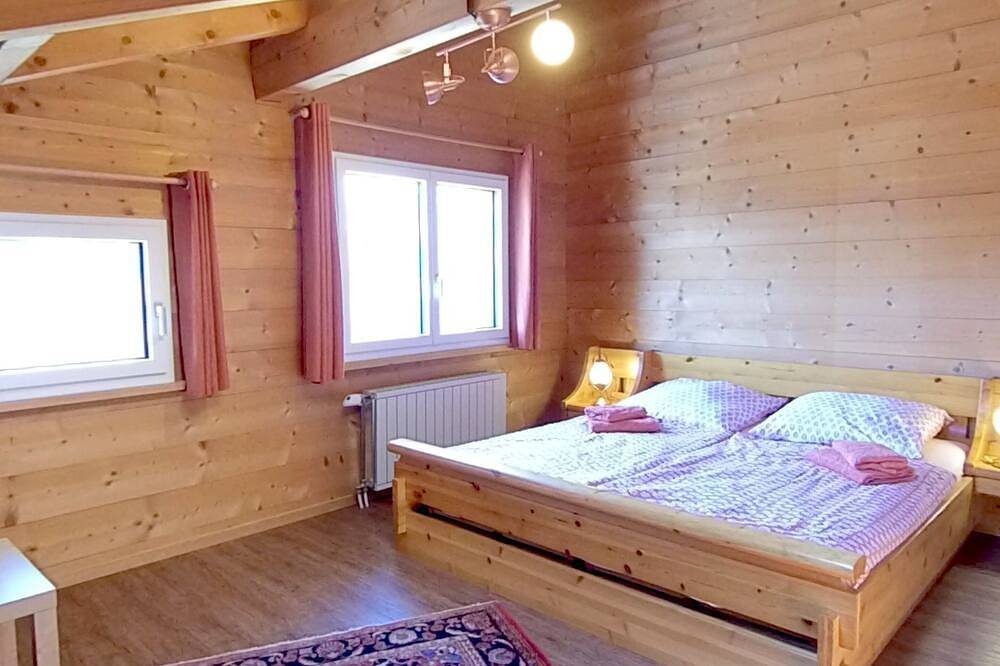 Ferienhaus für 11 Gäste mit 170m² in Pany in Luzein, Plessur Alpen