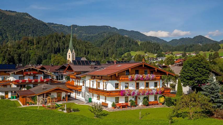 Hütte für 4 Personen, mit Garten und Terrasse in Kössen - 4
