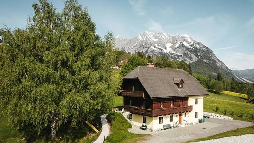 Ferienwohnung für 6 Personen, mit Garten