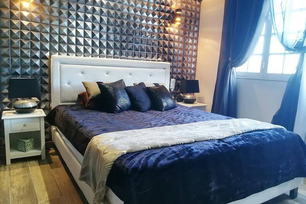 Appartement entier, Terra Rossa - Pieds Dans L'Eau- Tarco in Conca, Arrondissement de Sartène