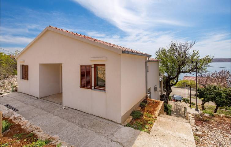 Ferienwohnung für 3 Personen, mit Terrasse und Garten