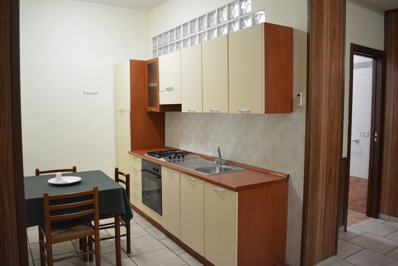 Apartamento entero, Apartamento cómodo en Reggio Calabria - 34 m² con aparcamiento in Regio de Calabria, Provincia de Reggio Calabria