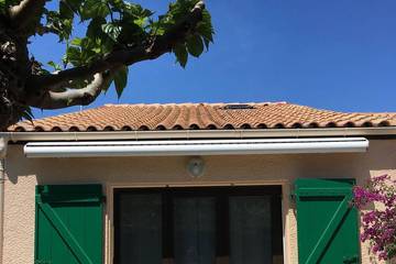 Gîte pour 4 personnes, avec terrasse et piscine dans La Franqui