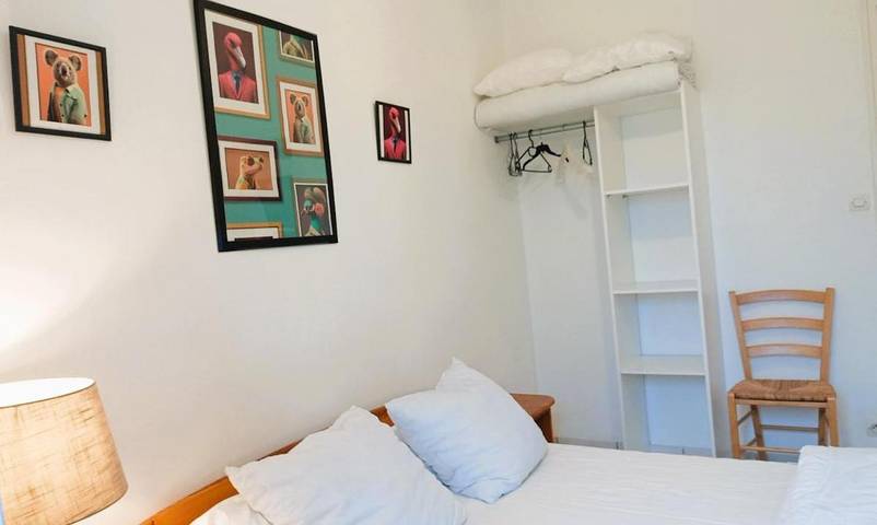 Gîte pour 3 personnes, avec jardin et vue à Chambretaud - 2