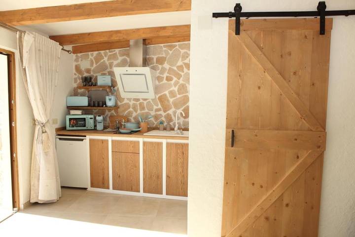 Gîte pour 3 personnes, avec vue ainsi que piscine et terrasse dans Tolosa (Alcala del Jucar) - 3