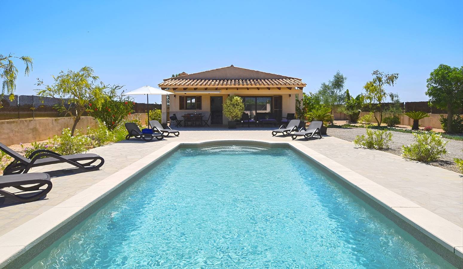 Casa de vacaciones 'Can Melis' con vistas a la montaña, Wi-Fi y aire acondicionado in Campanet, Interior de Mallorca