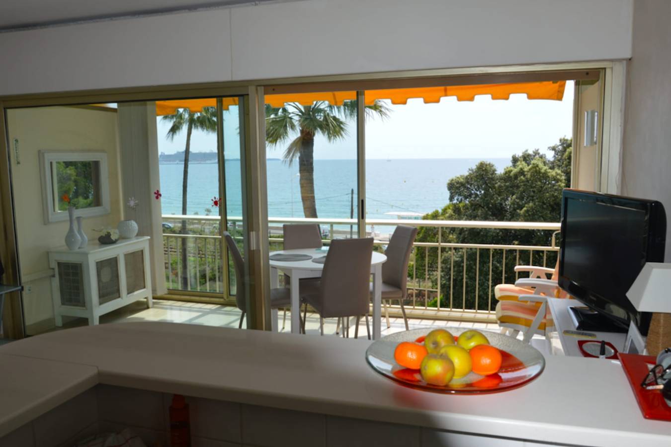 Hel lejlighed, Ferielejlighed for 2 personer med balkon in Cannes, Cannes og omegn