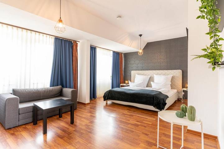 Hotel für 2 Personen, mit Balkon und Terrasse sowie Garten in Cloppenburg - 3