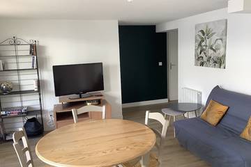 Gîte pour 6 personnes, avec terrasse et jardin à L'Houmeau