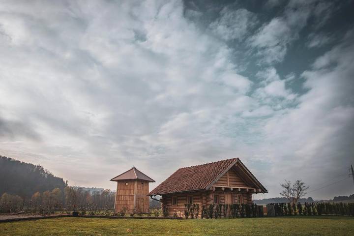Chalet pour 2 personnes, avec jardin ainsi que vue et sauna - 1