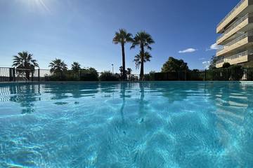 Gîte pour 4 personnes, avec balcon et piscine dans Port Santa-Lucia
