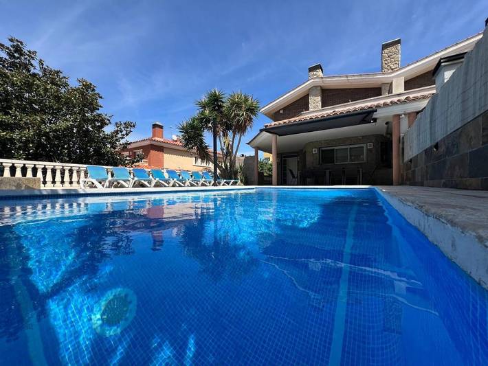 Villa pour 10 personnes, avec piscine ainsi que vue et jardin à Salou - 2