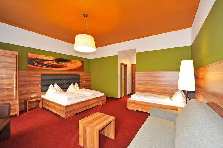 Gästehaus für 4 Personen, mit Garten und Pool - 1